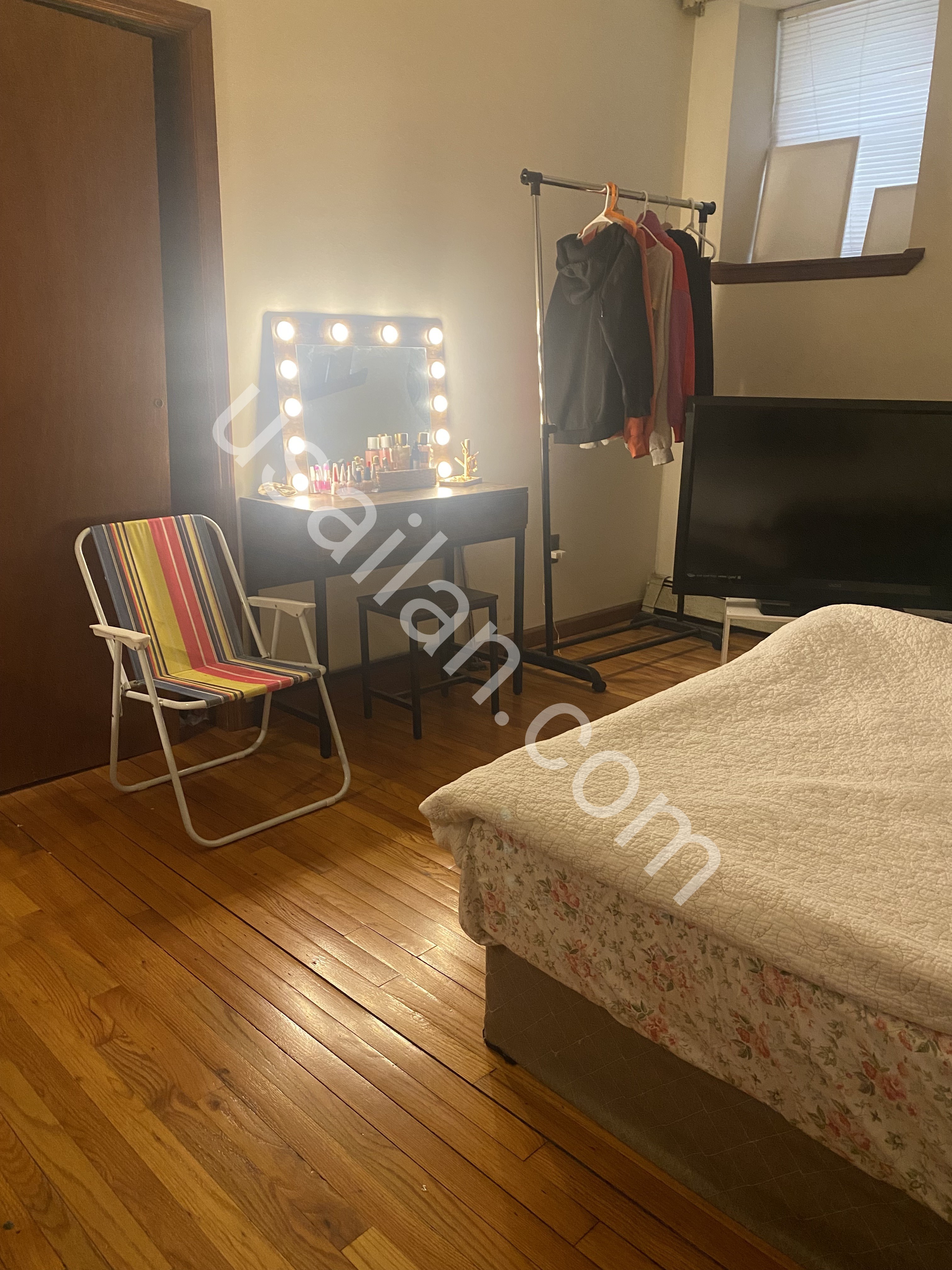 Private room for rent