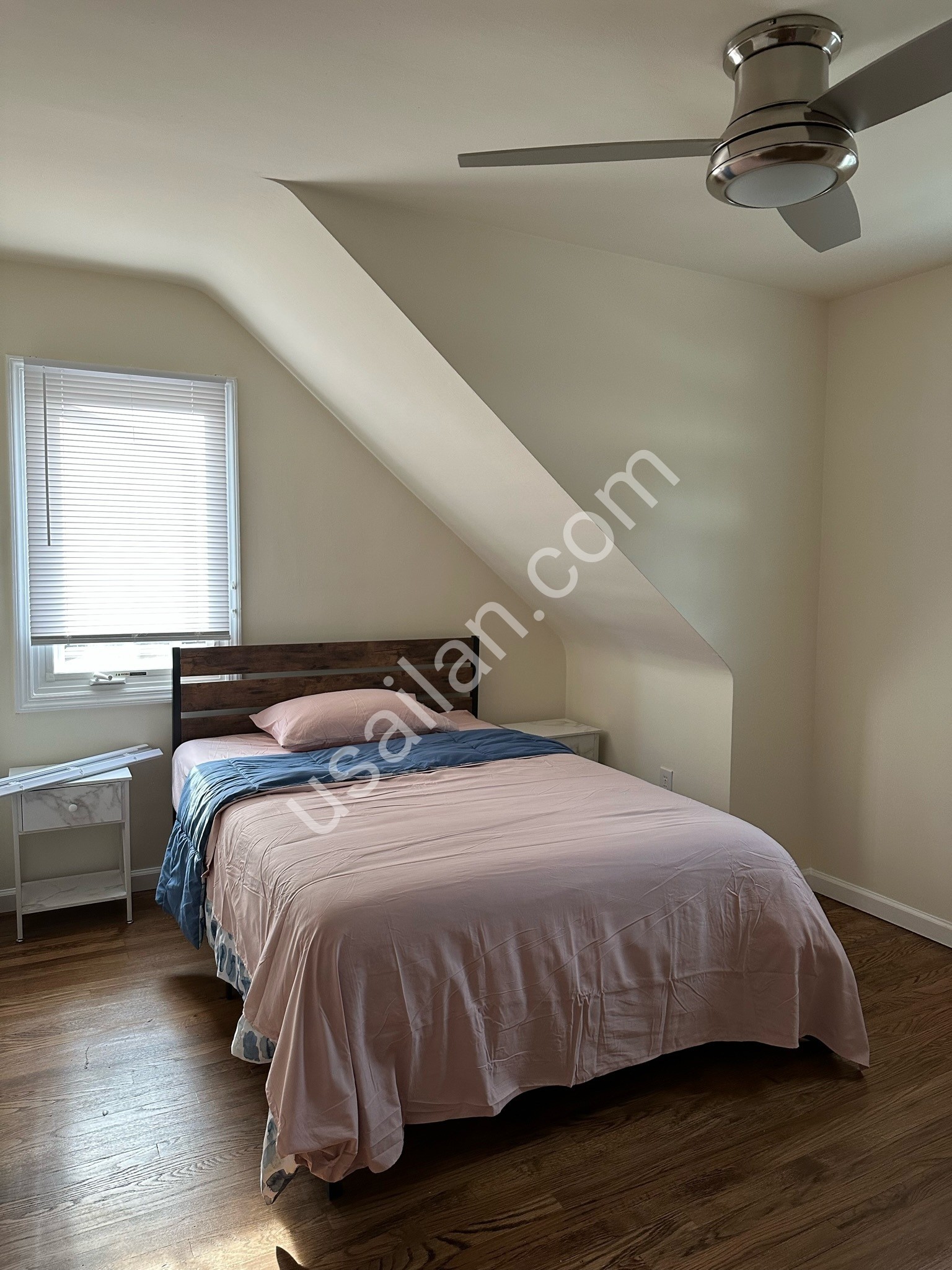 Fort Lee, New Jersey'de, Cliffside Park Sınırında Bayanlar icin Tek Kişilik Kiralık Oda