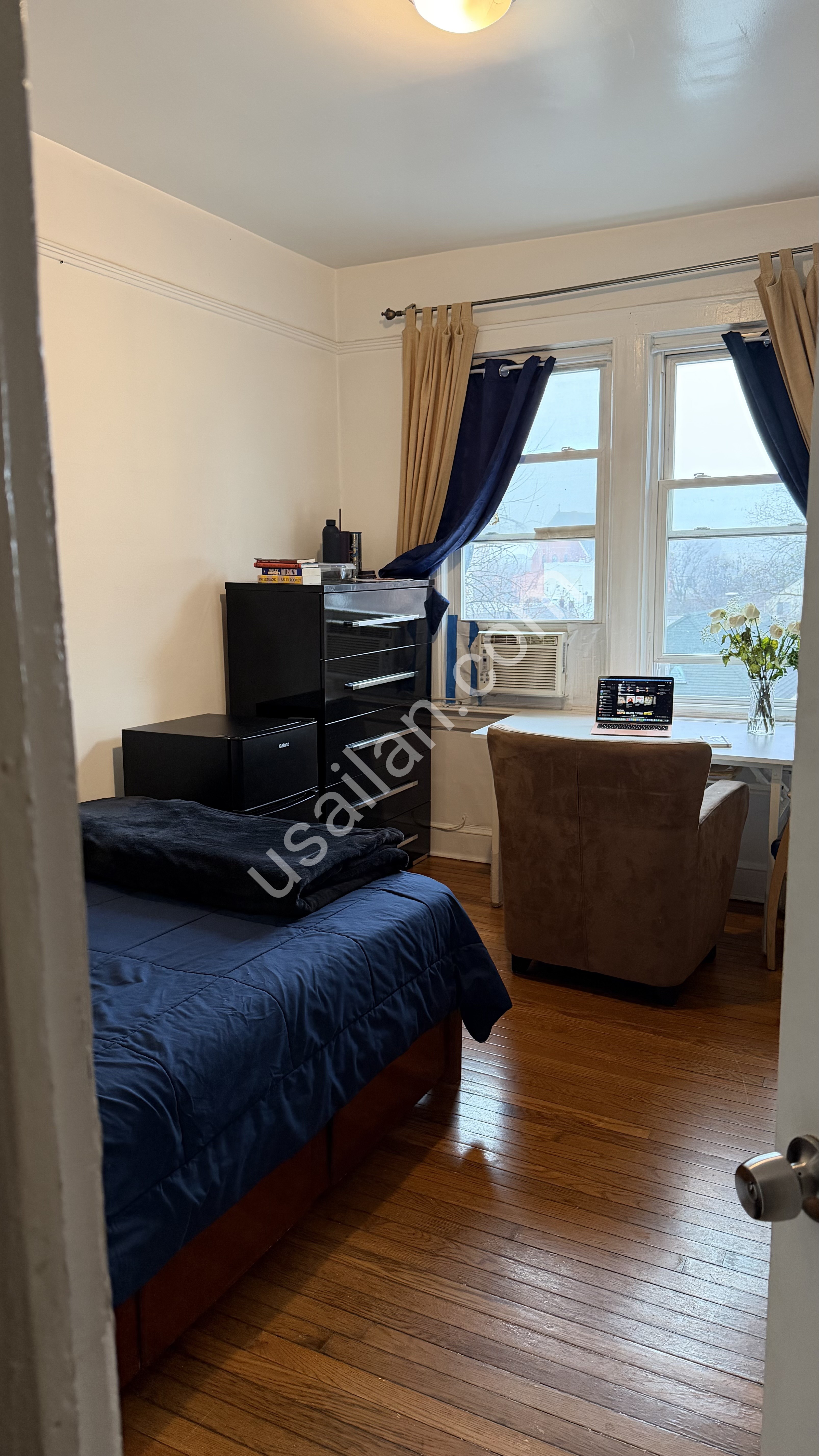 Sunnyside’da Eşyalı Oda – 1 Temmuz – 30 Ağustos