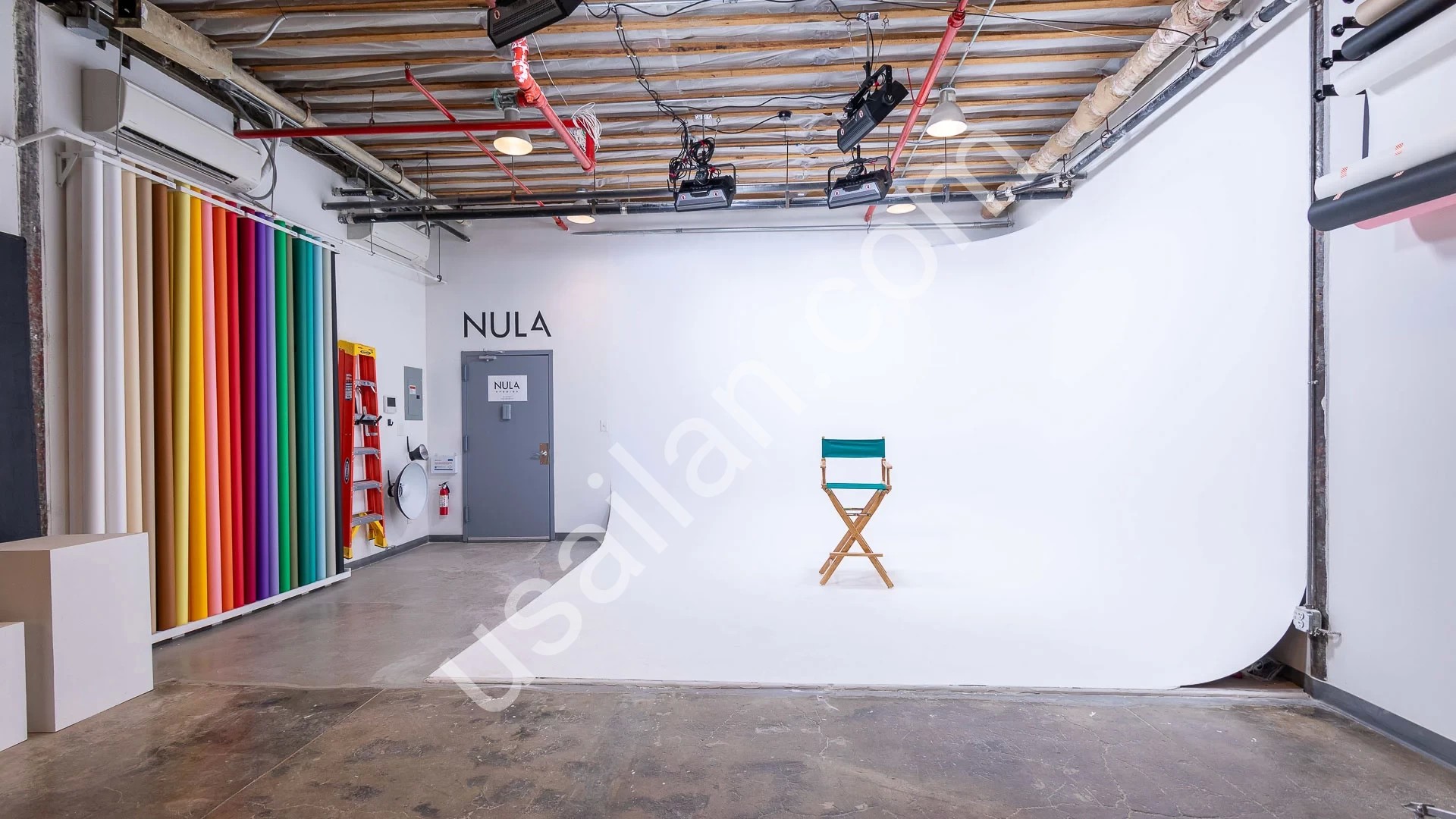 Photographer / Studio Manager (Part time & full time)