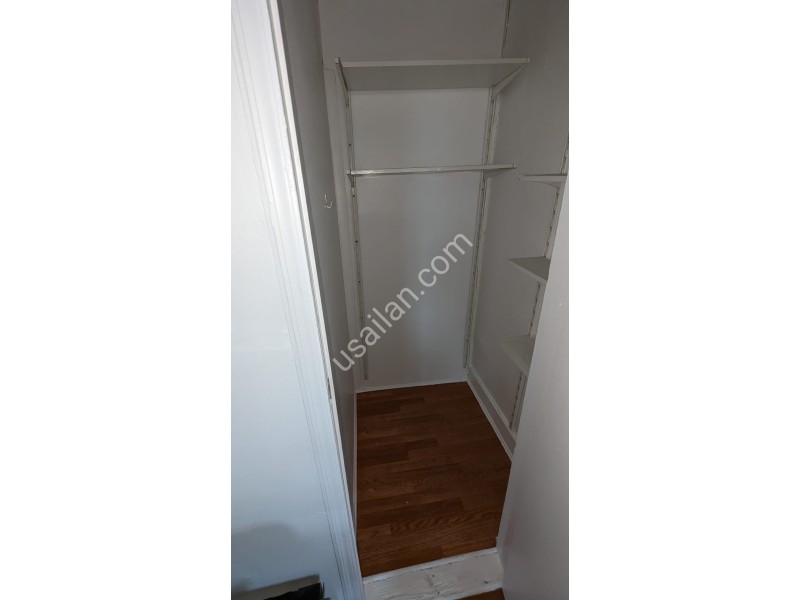 Closet2.jpeg