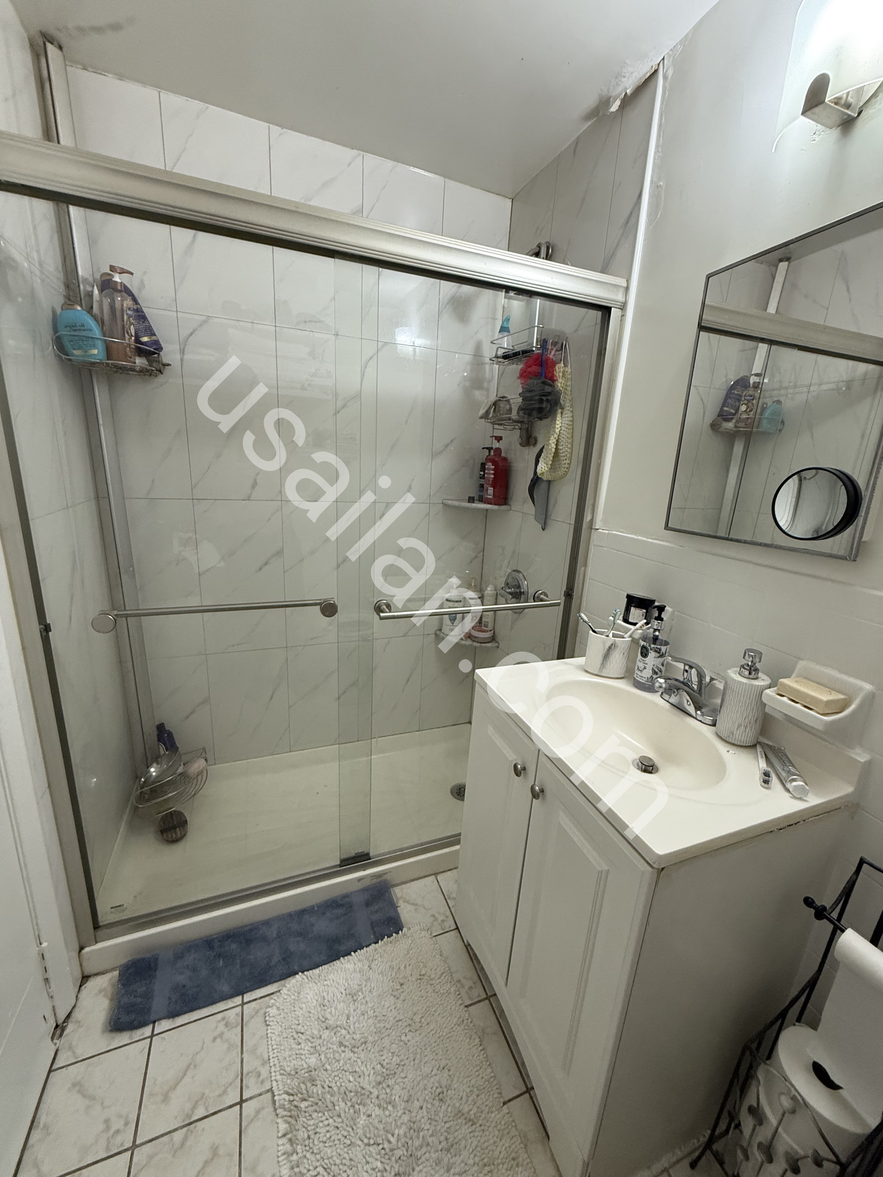 Manhattan’a çok yakın, eşyalı, sadece bayanlara kiralık oda