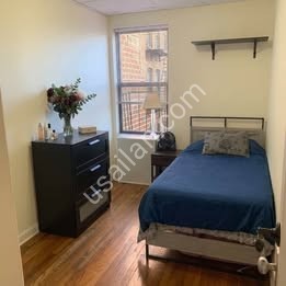 Woodside/Sunnyside'da Eşyalı Oda - 1 Ekim Taşınma | Erkek Ev Arkadaşı Arıyoruz