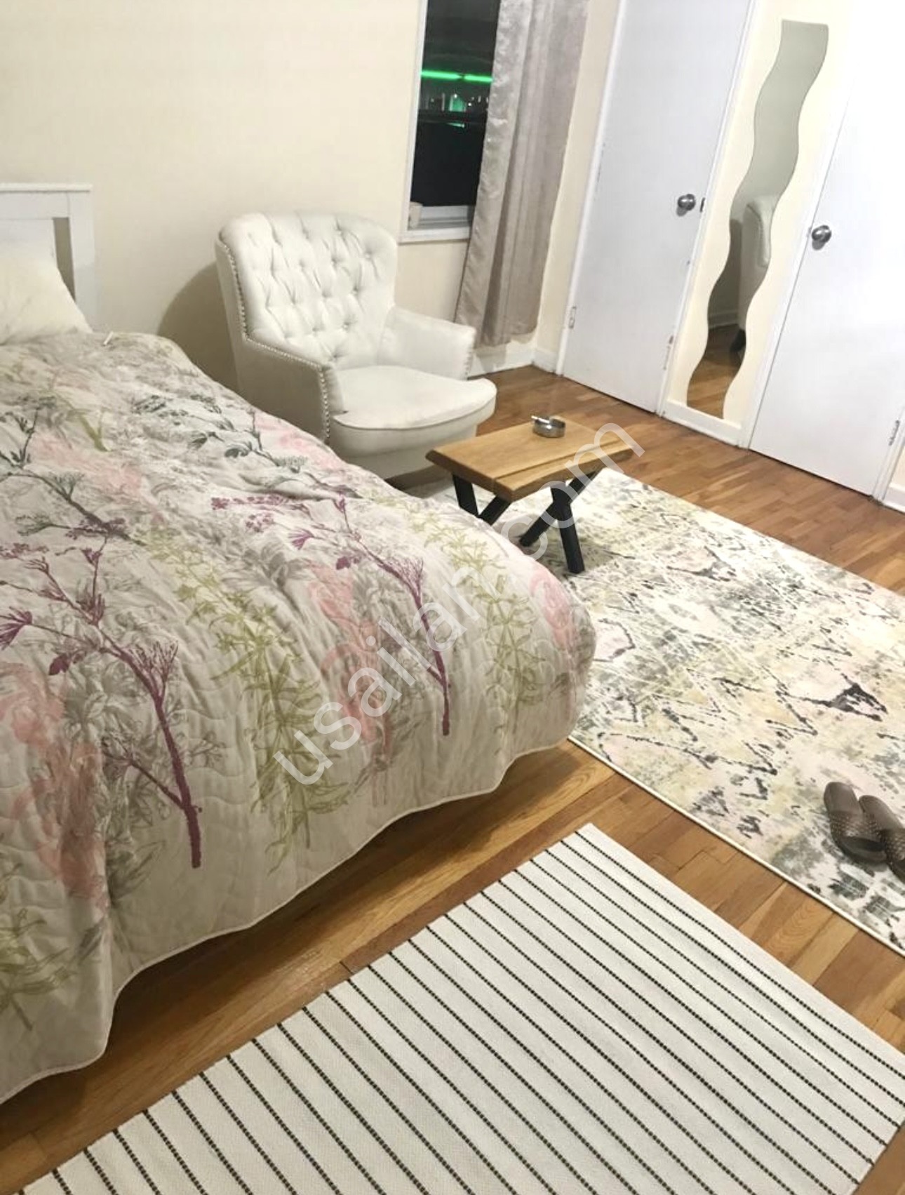 Brooklyn’de bayan için kiralık oda