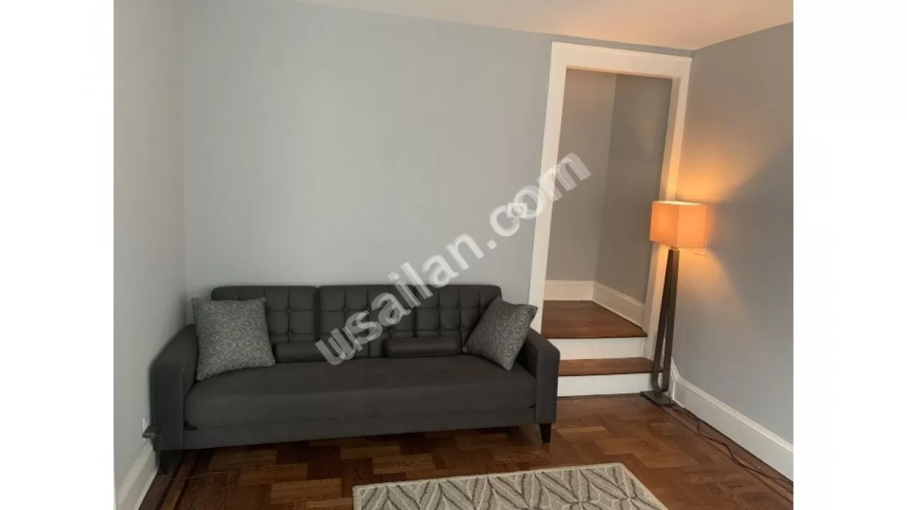 Cliffside Park'ta otobus duragina 2 dakika mesafede bayana temiz oda