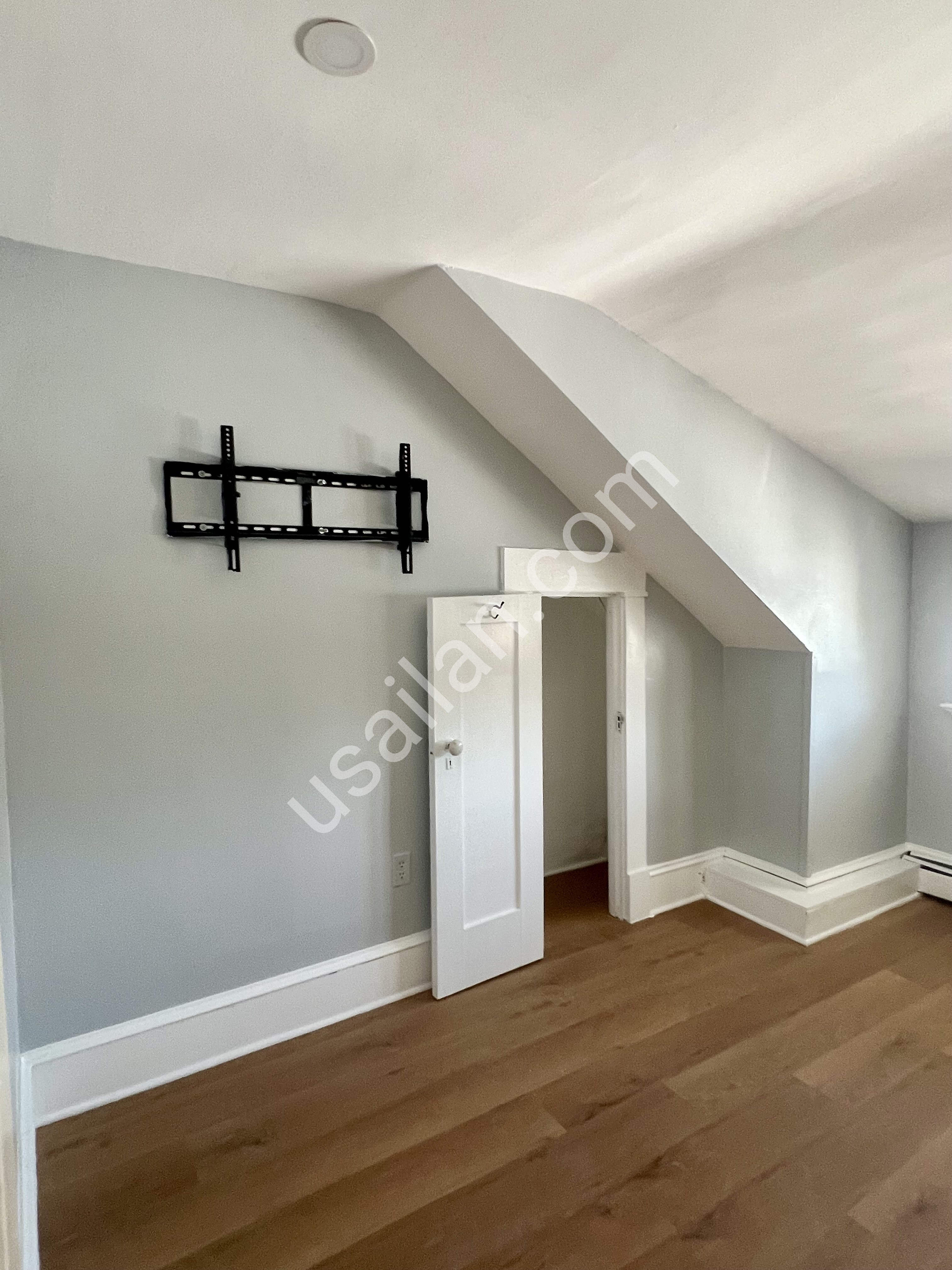 Cliffside Park’ta Kiralık Oda | Kadın Ev Arkadaşı Aranıyor