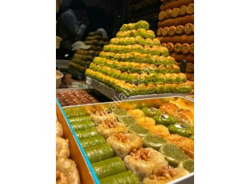 Yeni açılan Baklava dükkanına çalışma arkadaşları aranıyor