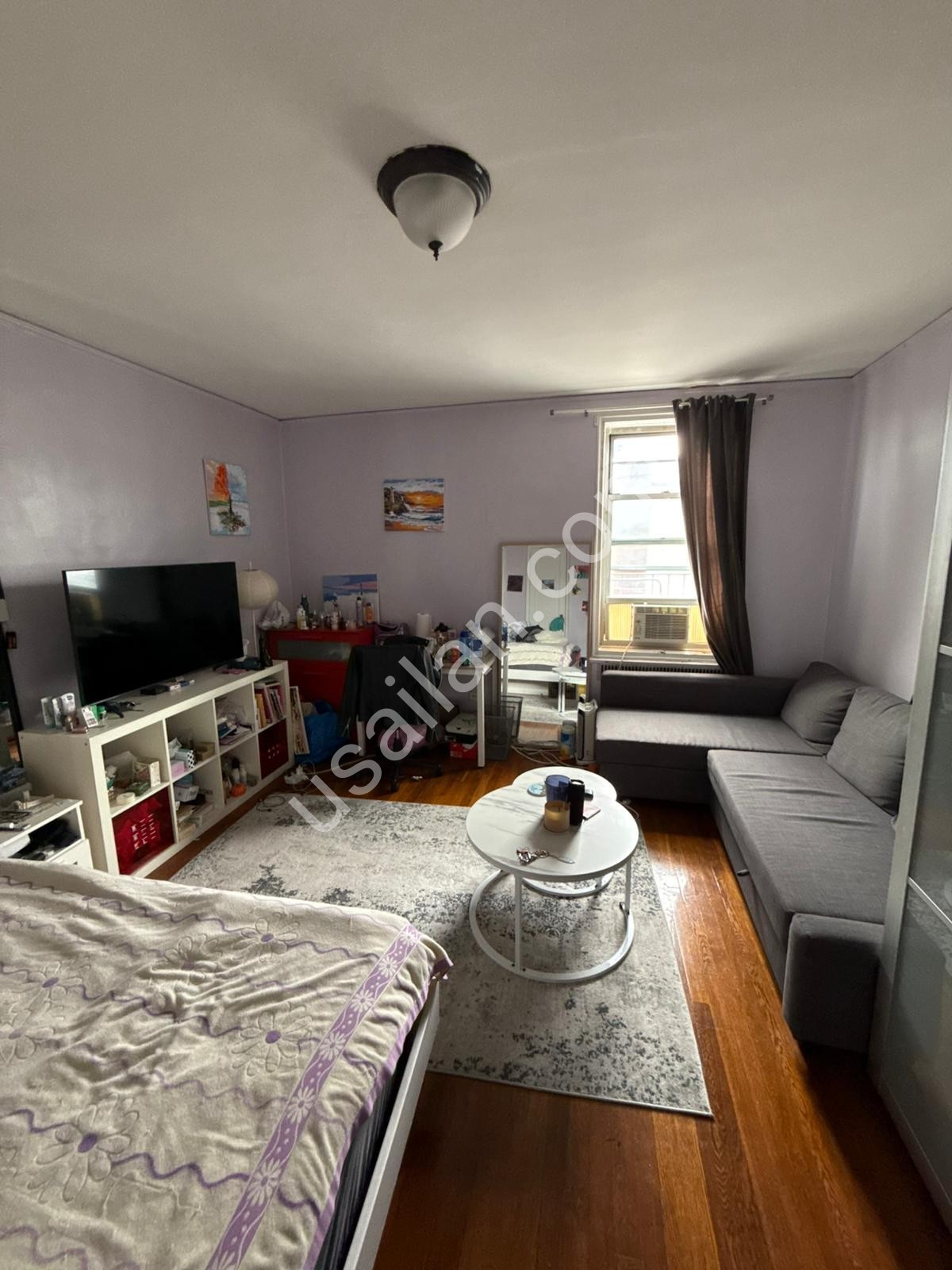 Sunnyside, Queens'te Büyük Odaya Bayan Roommate Aranıyor