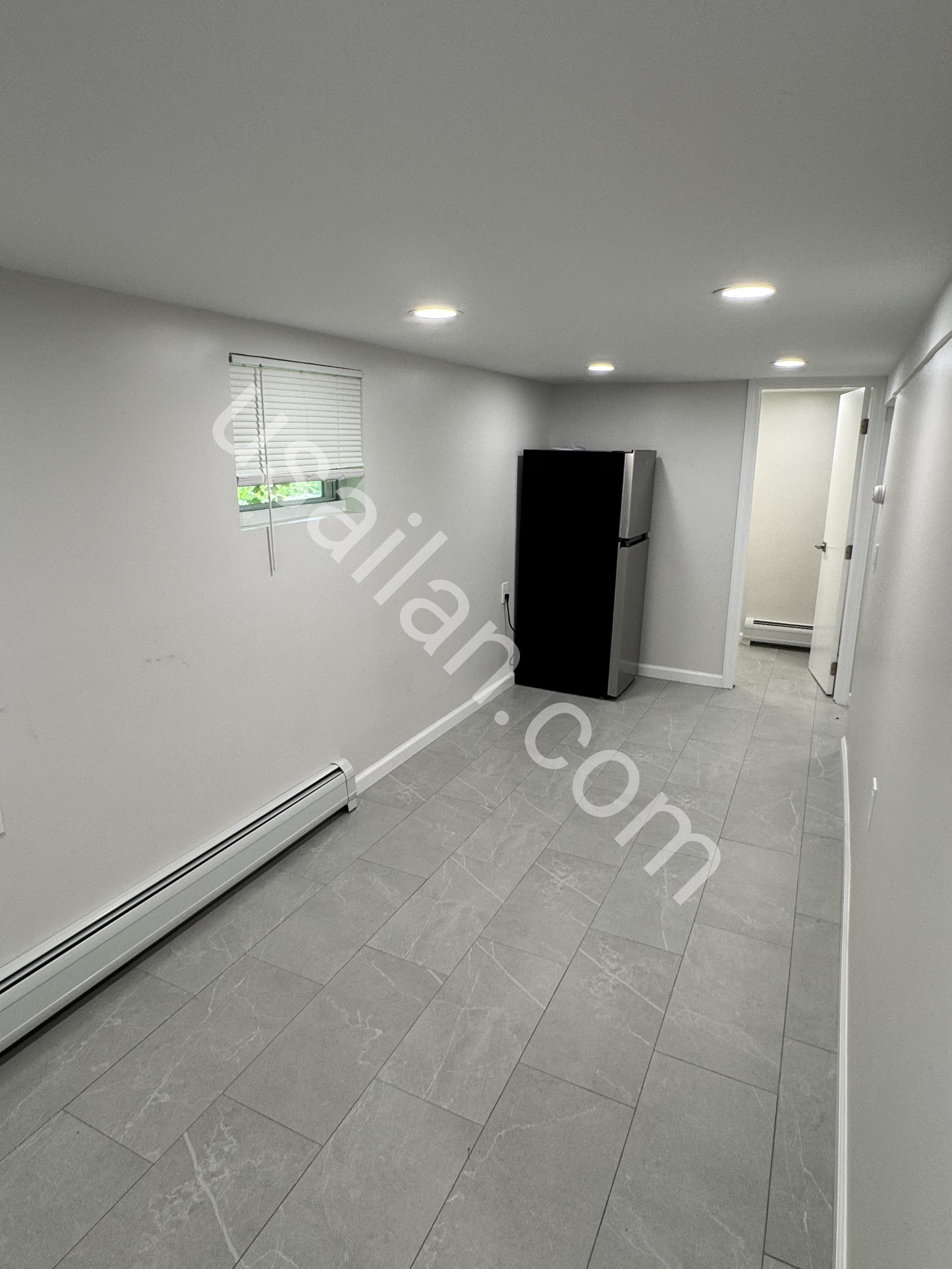 Cliffside Park’ta 2 Oda + 1 Salon ve Banyolu Basement Kiralıktır!